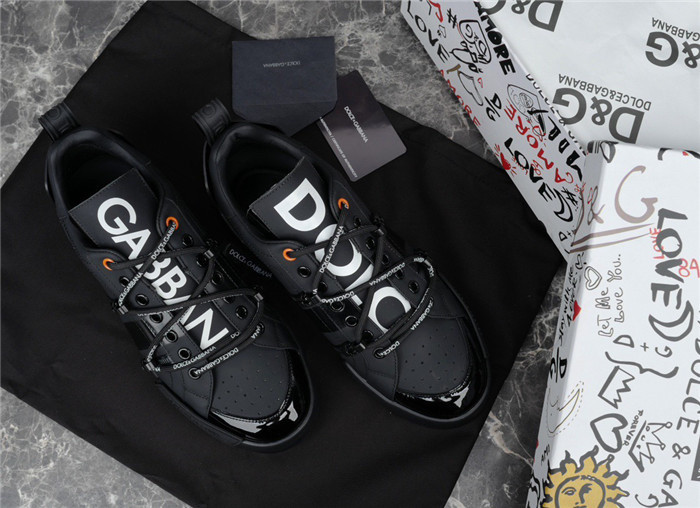 DG SNEAKER