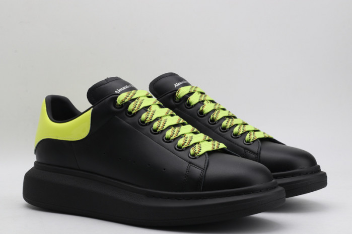 ALEXMQ Sneakers