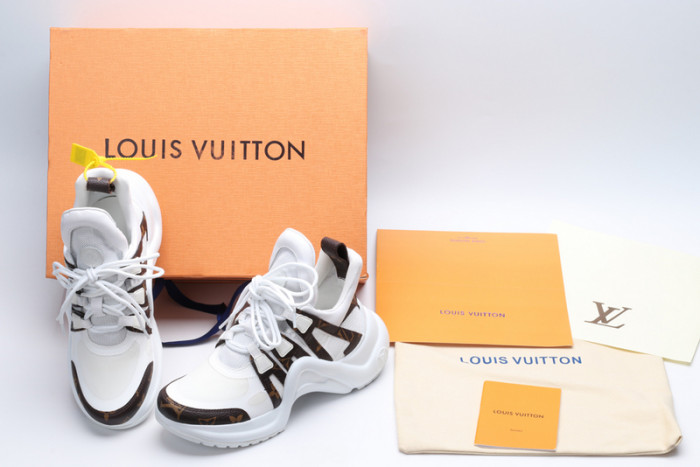 LUSV SNEAKERS