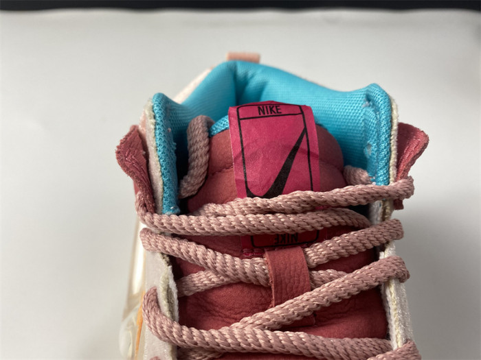 Social Status x Nk SB Dunk High Pro QS DJ1173-600