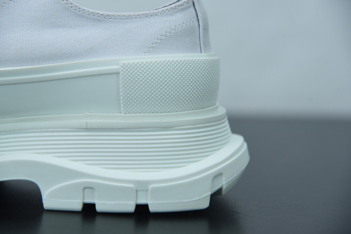 ALEXMQ Sneakers