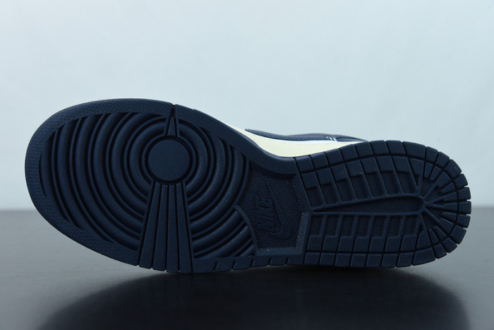Nike Dunk Low Vintage Navy DD1503-115
