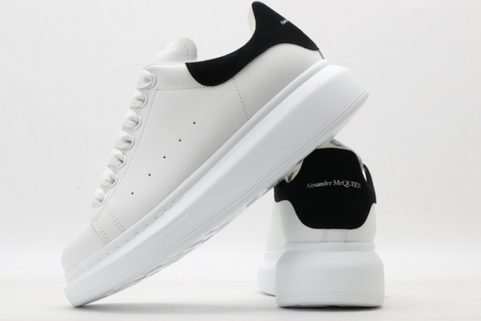 ALEXMQ Sneakers