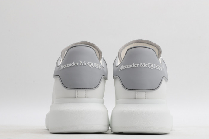 ALEXMQ Sneakers
