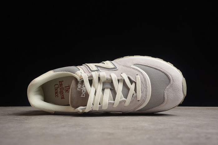 new Ba1an*e 574 legacy grey sea salt u574lgvb