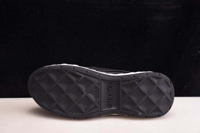 CHNL Sneaker