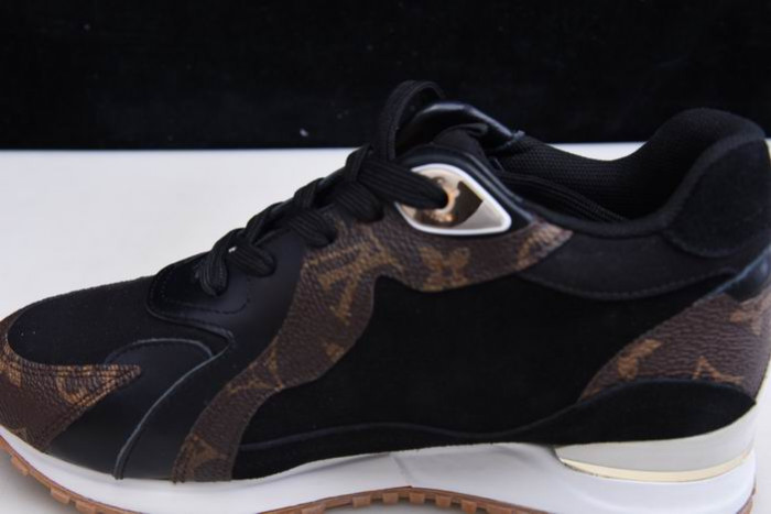 LUSV SNEAKERS