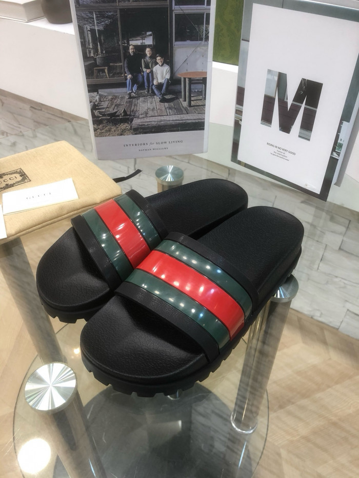 GCI GG Slide Sandal