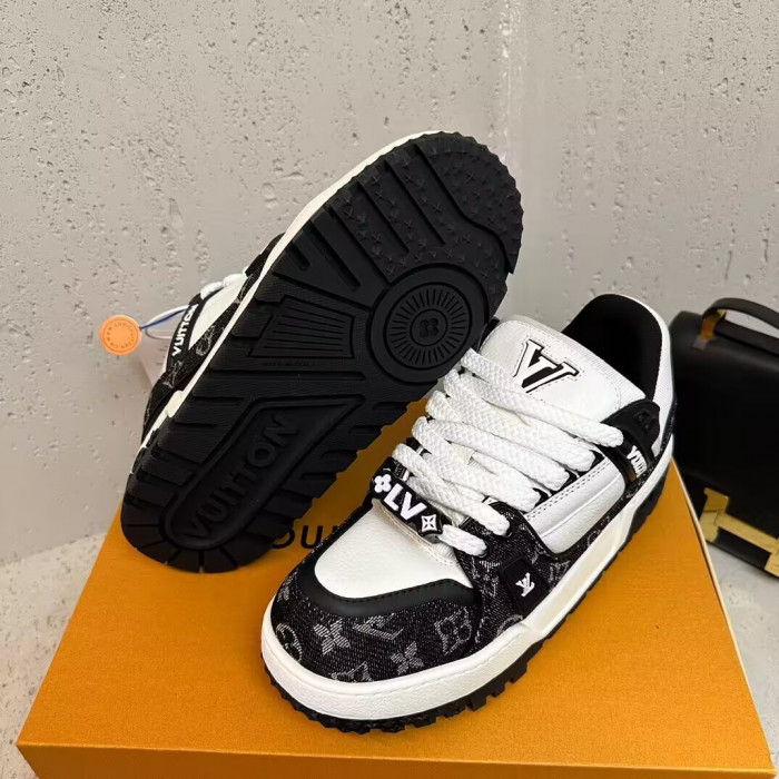 LUSV SNEAKERS