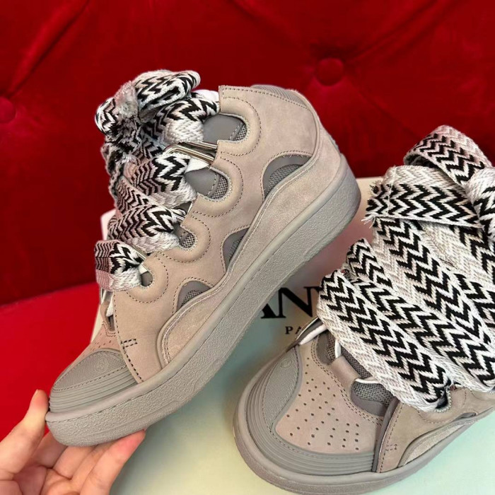 Lanu1n curb sneaker
