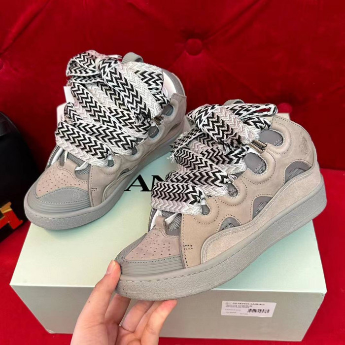 Lanu1n curb sneaker
