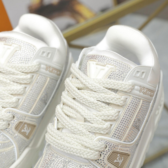 LUSV SNEAKERS
