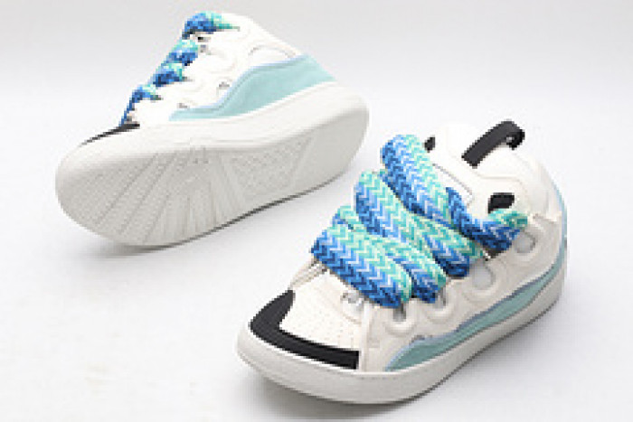 Lanu1n curb sneaker