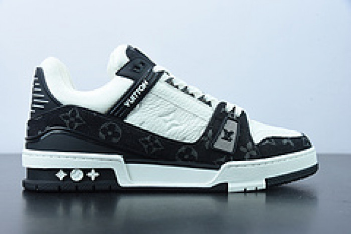 LUSV SNEAKERS
