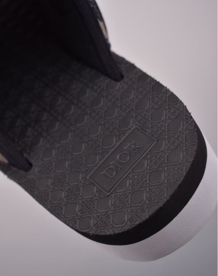 DOR SLIDE